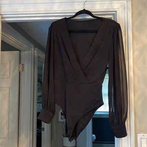 Black sheet sleeve bodysuit